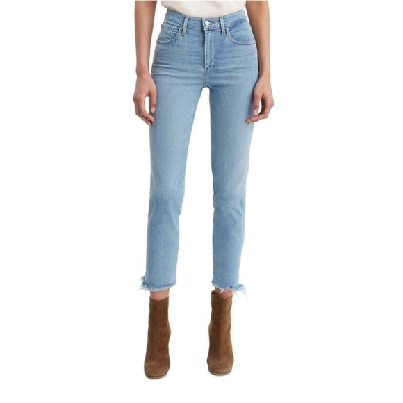 Levi's 724 High Rise Crop Straight Leg Jeans in Light Wash Blue - Picture 2 of 6